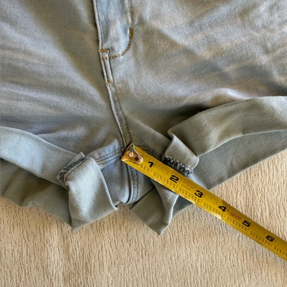 3 FOR $15‎ DEAL / Wax Jean Light Wash Denim Shorts Folded Waist Detail Size S